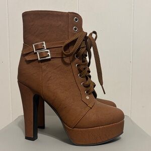 Brown Lace Up Platform Heeled Ankle Boots Size 38 (7/7.5)